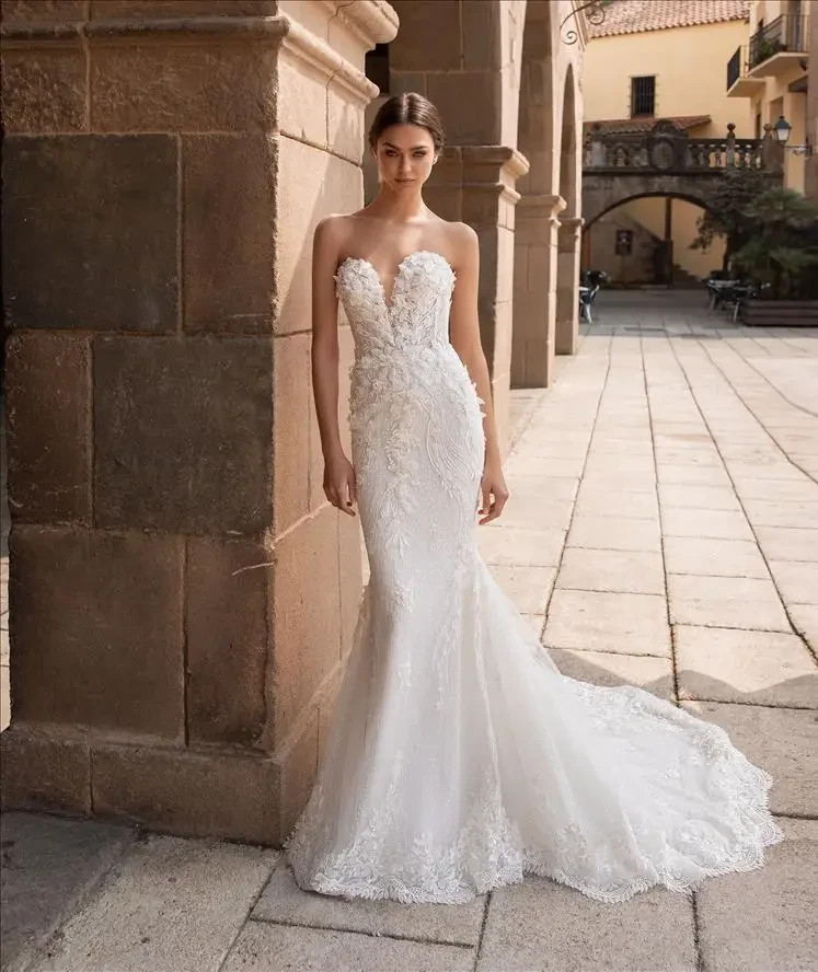 Model wearing a Pronovias gown