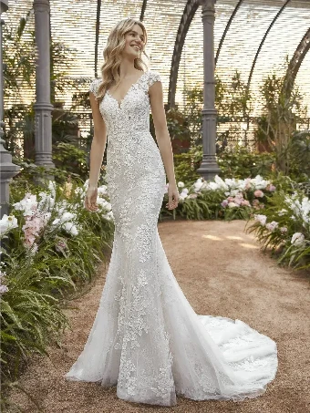 Pronovias Style No. Dianella #0 thumbnail
