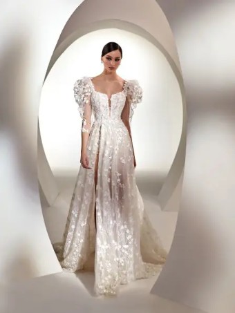 Pronovias Style No. Giza #0 thumbnail