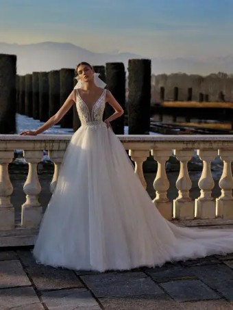 Pronovias Style No. Hannah #0 thumbnail