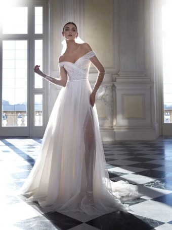 Pronovias Style No. Ida #0 thumbnail