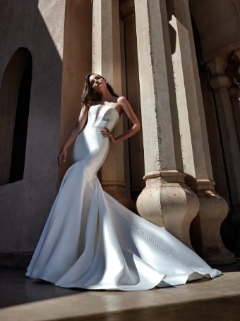 Pronovias Style No. Tasman #0 Off White thumbnail