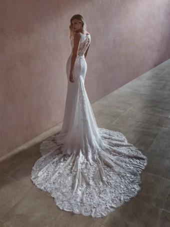 Pronovias Style No. Palaiss #1 Off White thumbnail