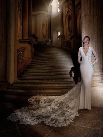 Pronovias Style No. Ula #0 Off White/Nude thumbnail