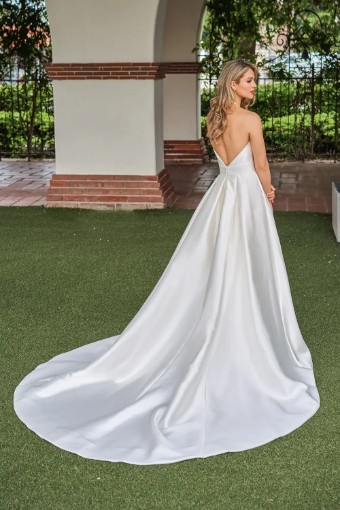 Jasmine Style No. Chloe #1 Ivory thumbnail