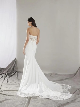 Pronovias Style No. Bale #1 Off White thumbnail