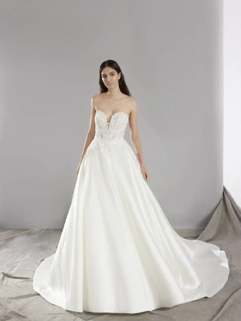 Pronovias Style No. Once #0 Off White thumbnail