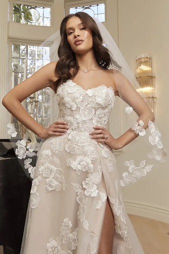 Casablanca Bridal Style No. Maude #4 Nude/Ivory/Nude thumbnail