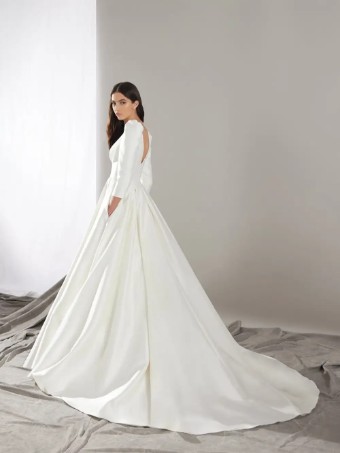 Pronovias Style No. Livia #1 Off White thumbnail