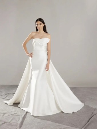 Pronovias Style No. Arya #0 default thumbnail