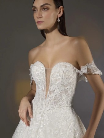 Pronovias Style No. Anett #2 Off White/Ivory thumbnail