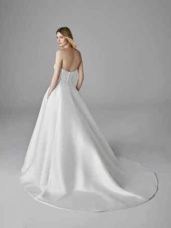 Pronovias Style No. Galen #1 Off White thumbnail