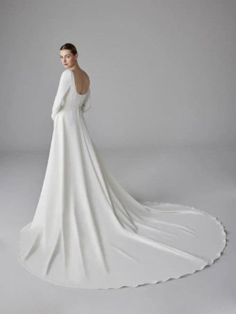 Pronovias Style No. Oropha #1 Ivory thumbnail