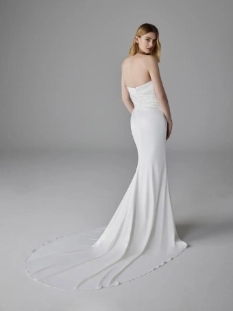 Pronovias Style No. Romentina #1 Off White thumbnail
