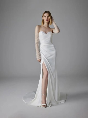 Pronovias Style No. Romentina #0 Off White thumbnail