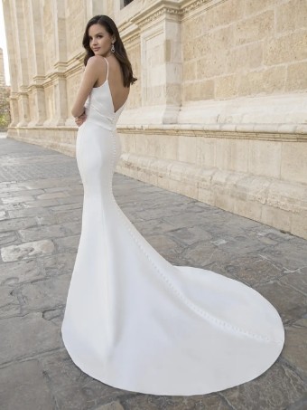 Enzoani Style No. Marilyn #1 Ivory thumbnail