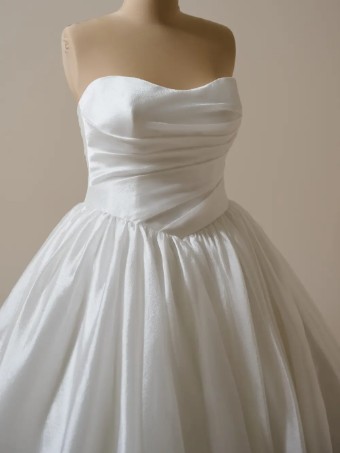 Maggie Sottero Style No. Paris #7 thumbnail