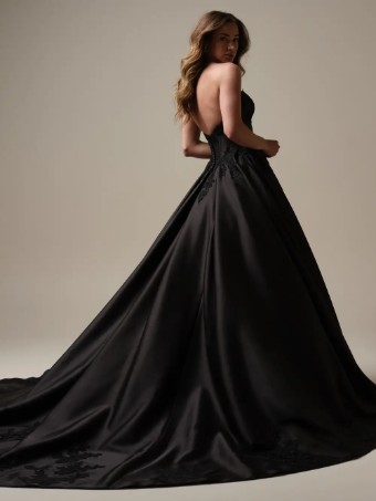 Maggie Sottero Style No. Serafina #12 thumbnail