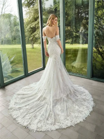 Pronovias Style No. Elie #1 Off White thumbnail