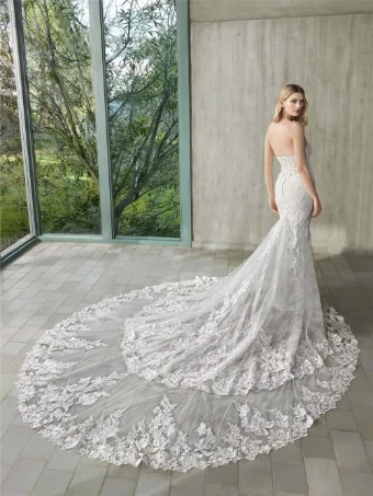 Pronovias Style No. Georgi #1 Off White thumbnail