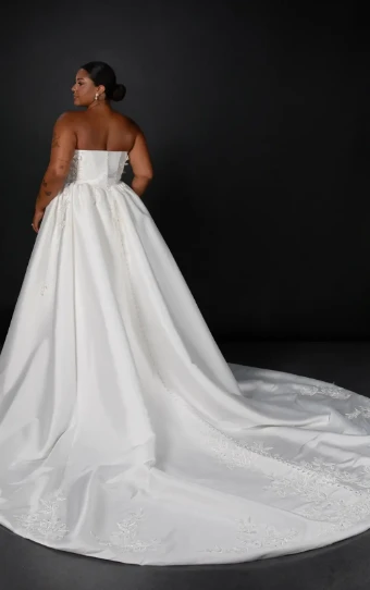 Martina Liana Style No. 1942 #2 Ivory thumbnail